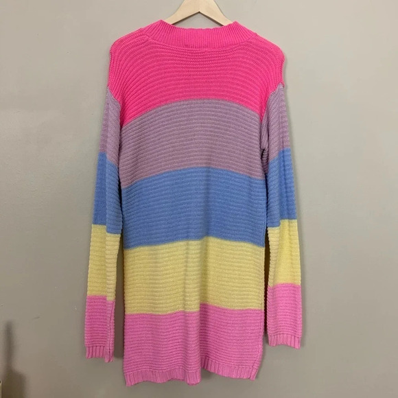 ASOS PLT • Exclusive Color Block Sweater - Picture 4 of 8